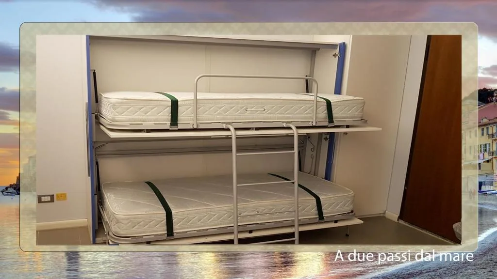 Letto a scomparsa (dettaglio) - Due Passi dal Mare - Due Passi dal Mare Sestri Levante